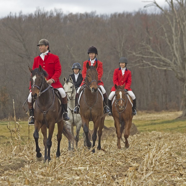 Kevin'sgotaprize and Sally Shirley on the hunt